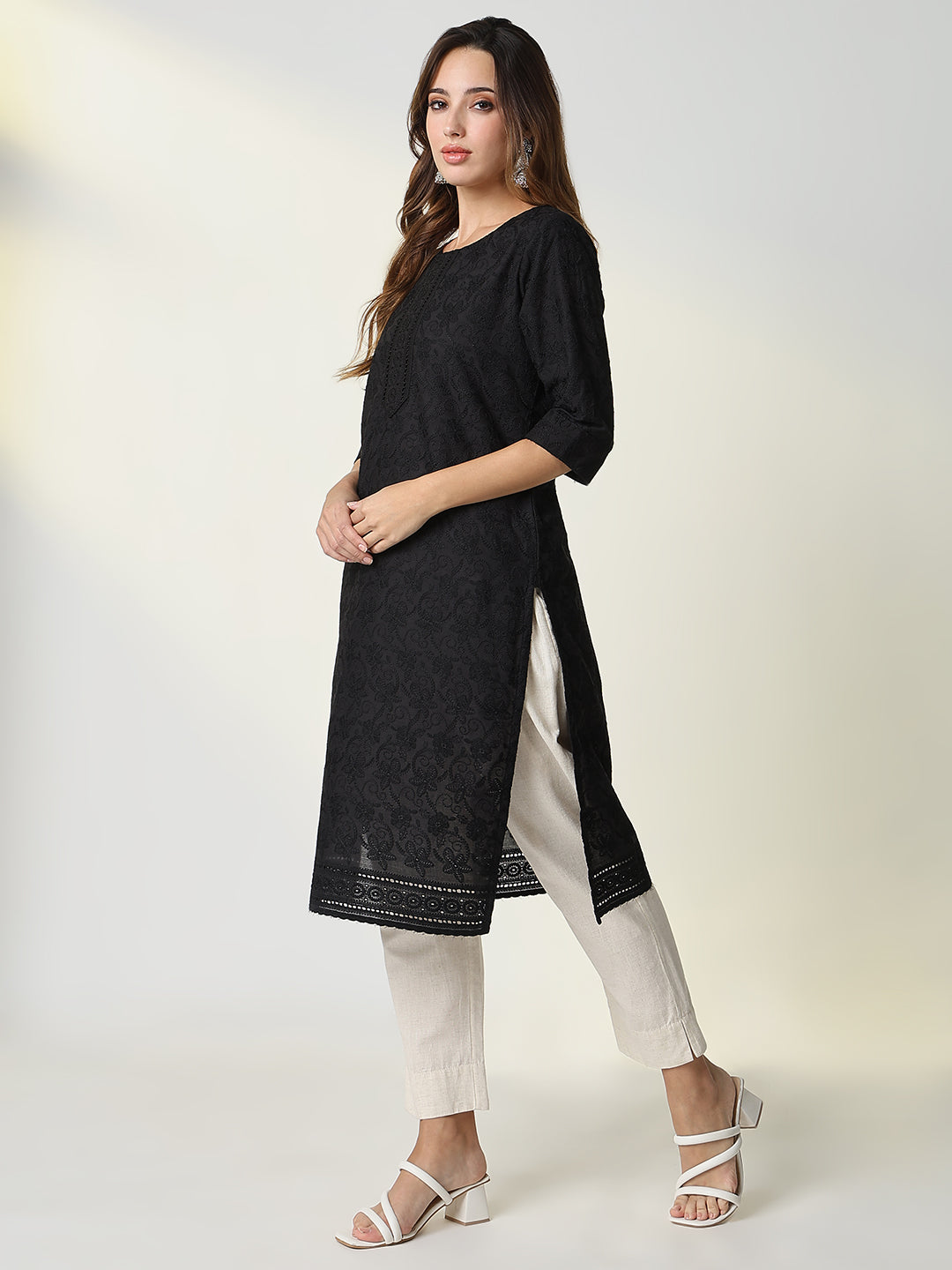 Women Black Embroidered Straight Kurta