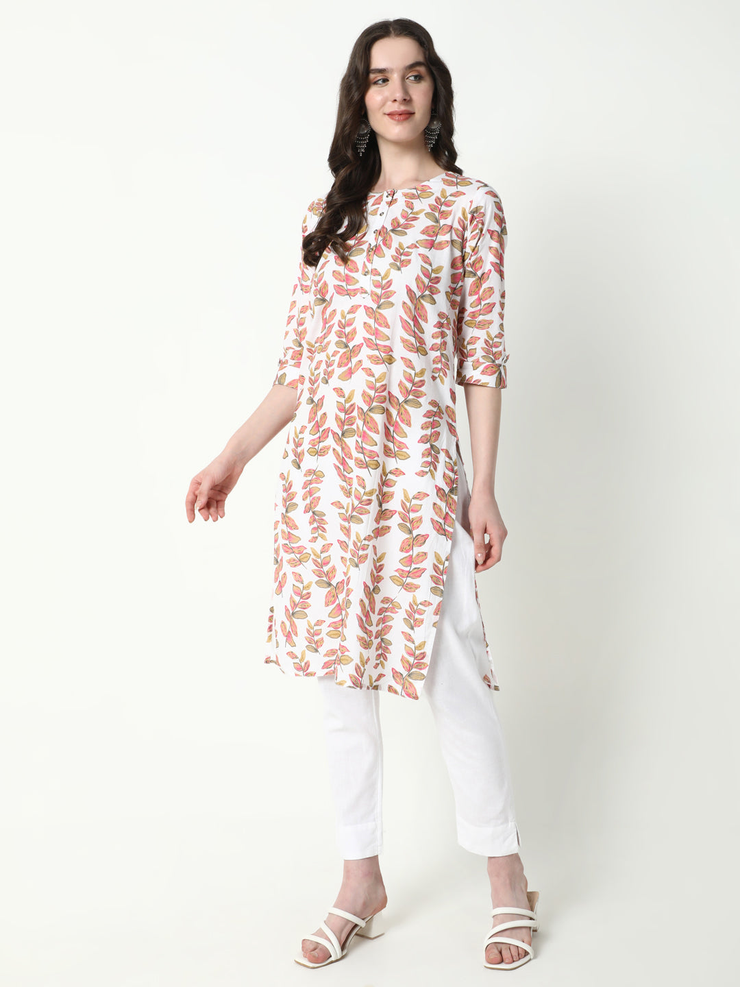 Women Peach Floral Straight Kurta