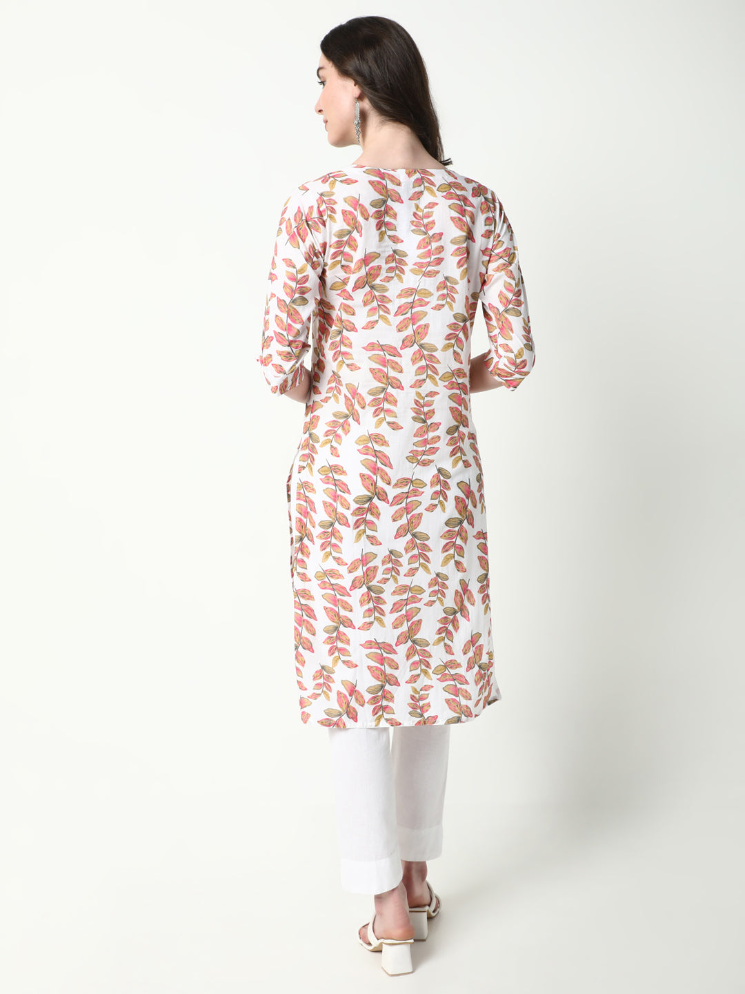 Women Peach Floral Straight Kurta