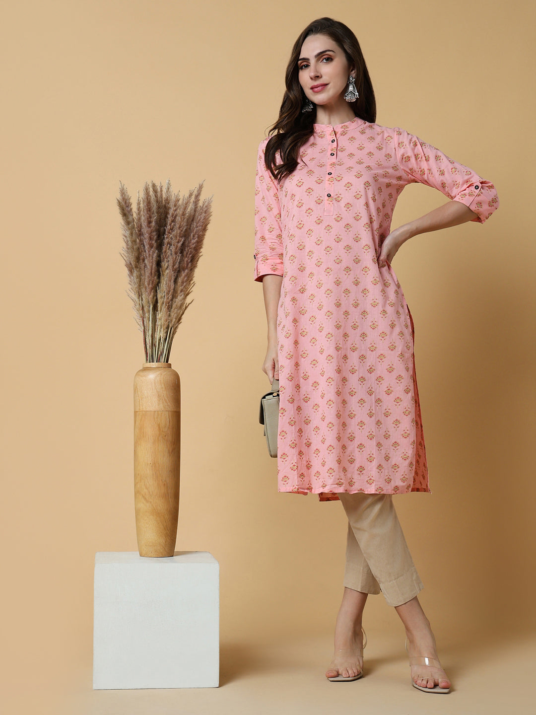 Women Pink Floral Straight Kurta