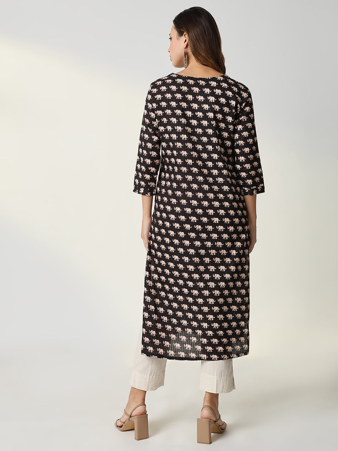 Women Black Animal Print Straight Kurta