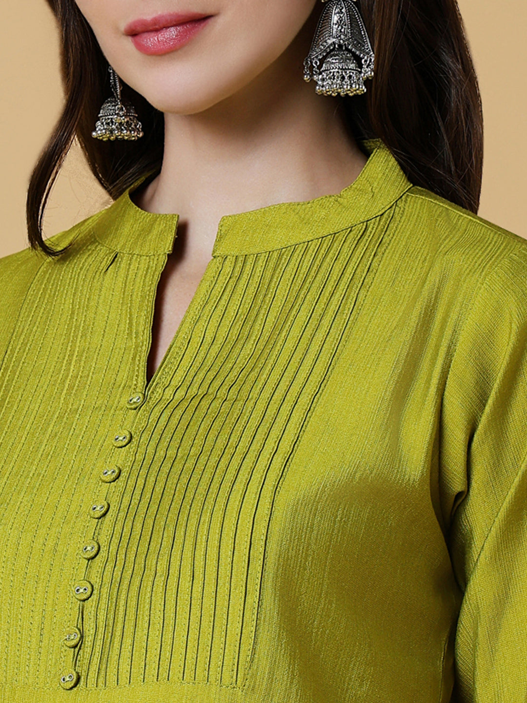 Women Green Solid Straight Kurti