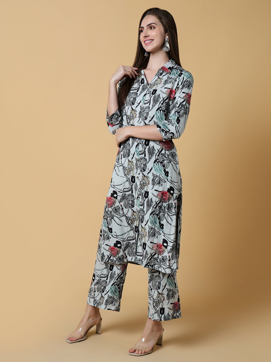 Women Floral Grey Straight Kurta Set