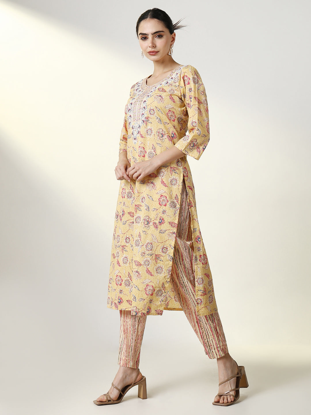 Women Floral Yellow Straight Kurta Set with Dupatta