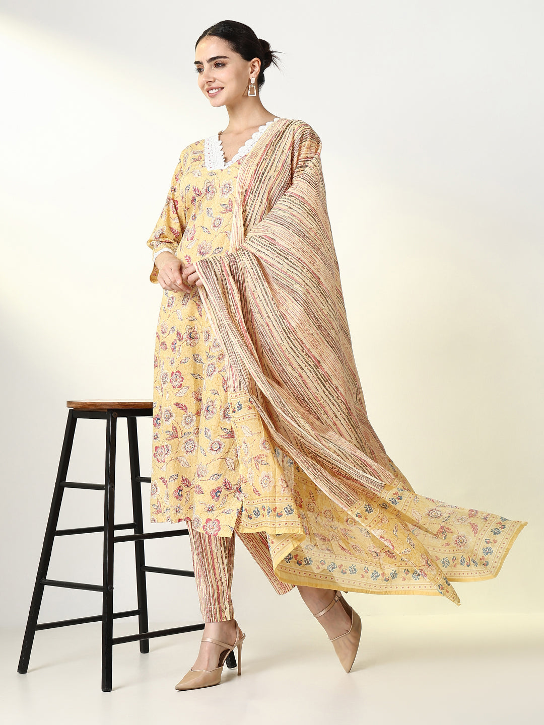 Women Floral Yellow Straight Kurta Set with Dupatta