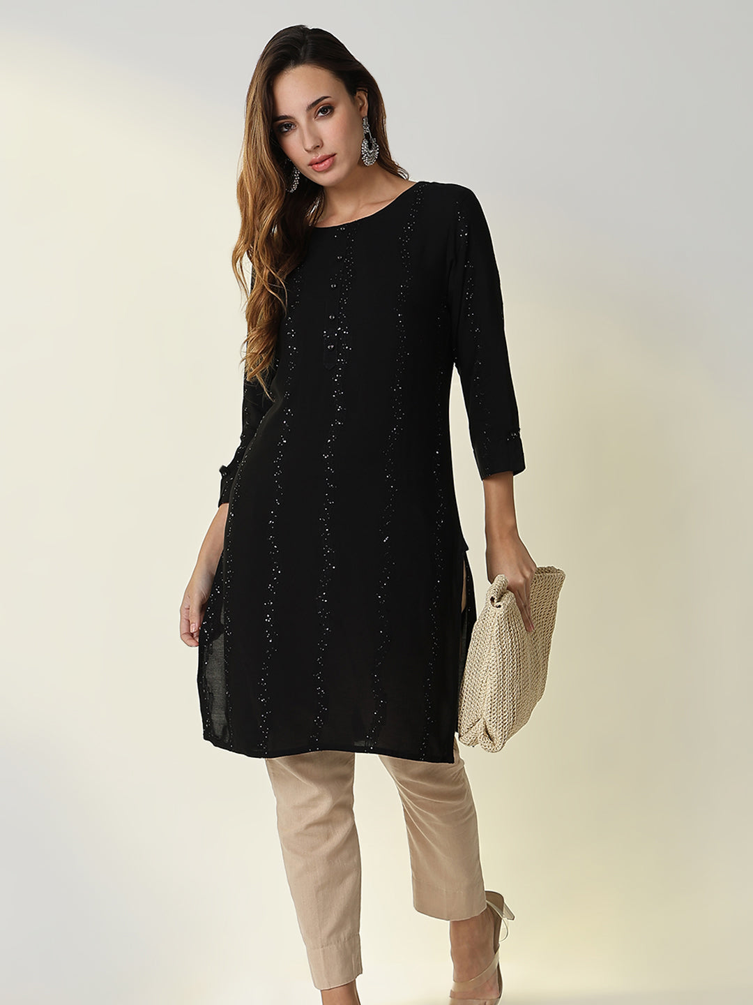 Women Black Solid Straight Kurta