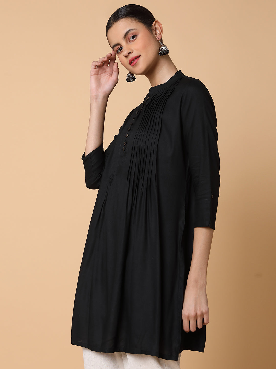 Women Solid Black Straight Kurti