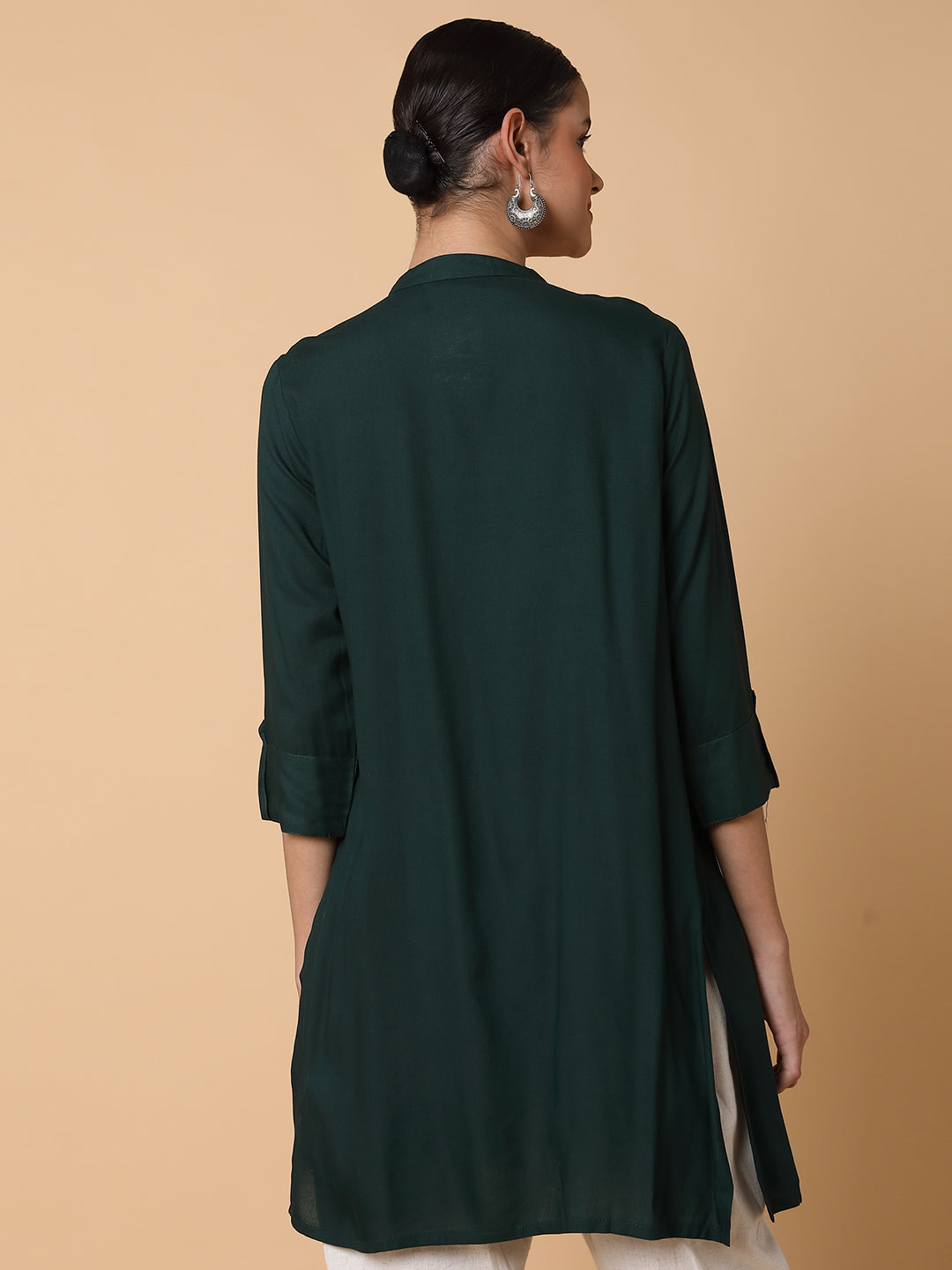 Women Solid Green Straight Kurti