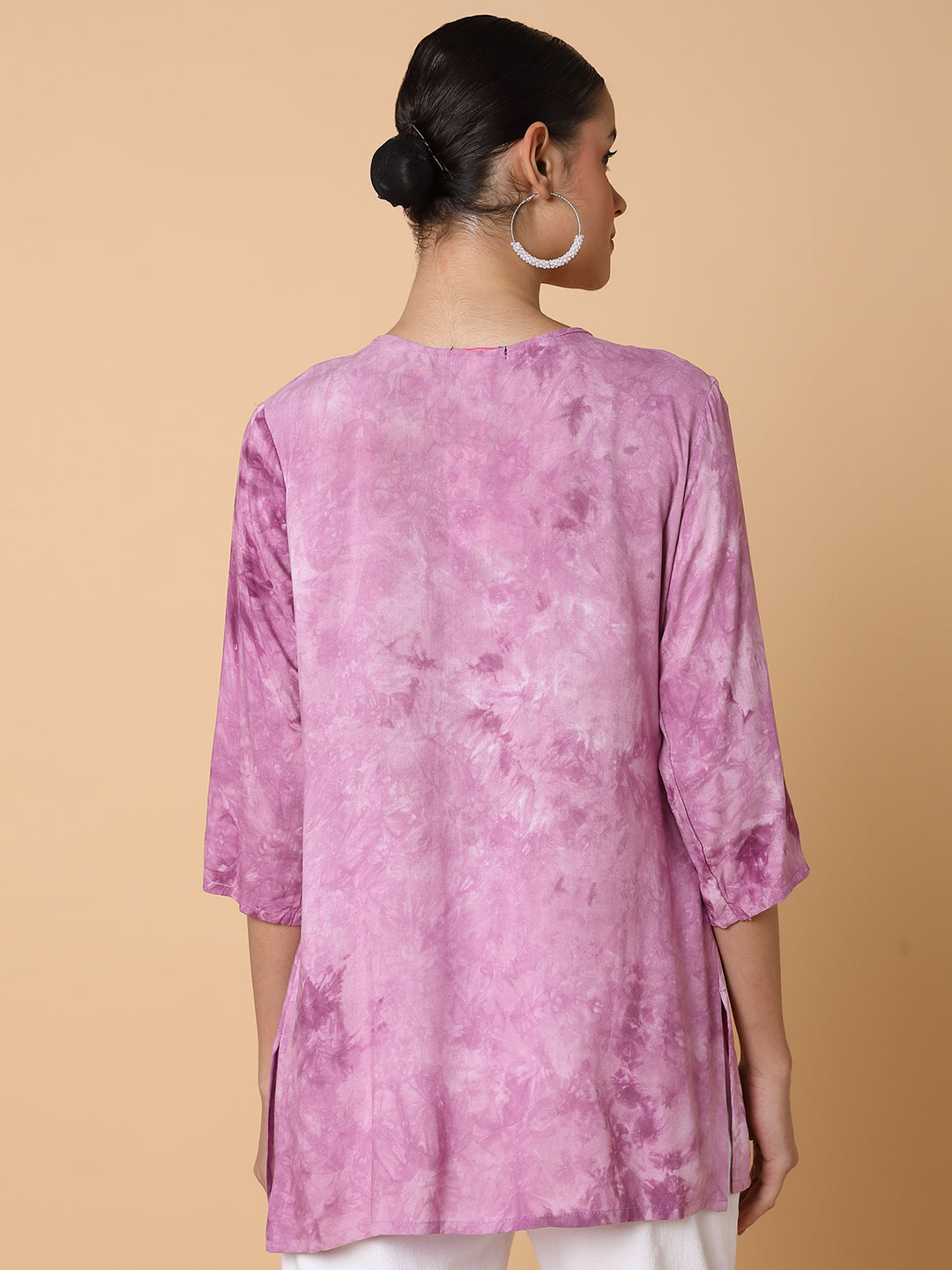 Women Floral Lavender Chikankari Kurti