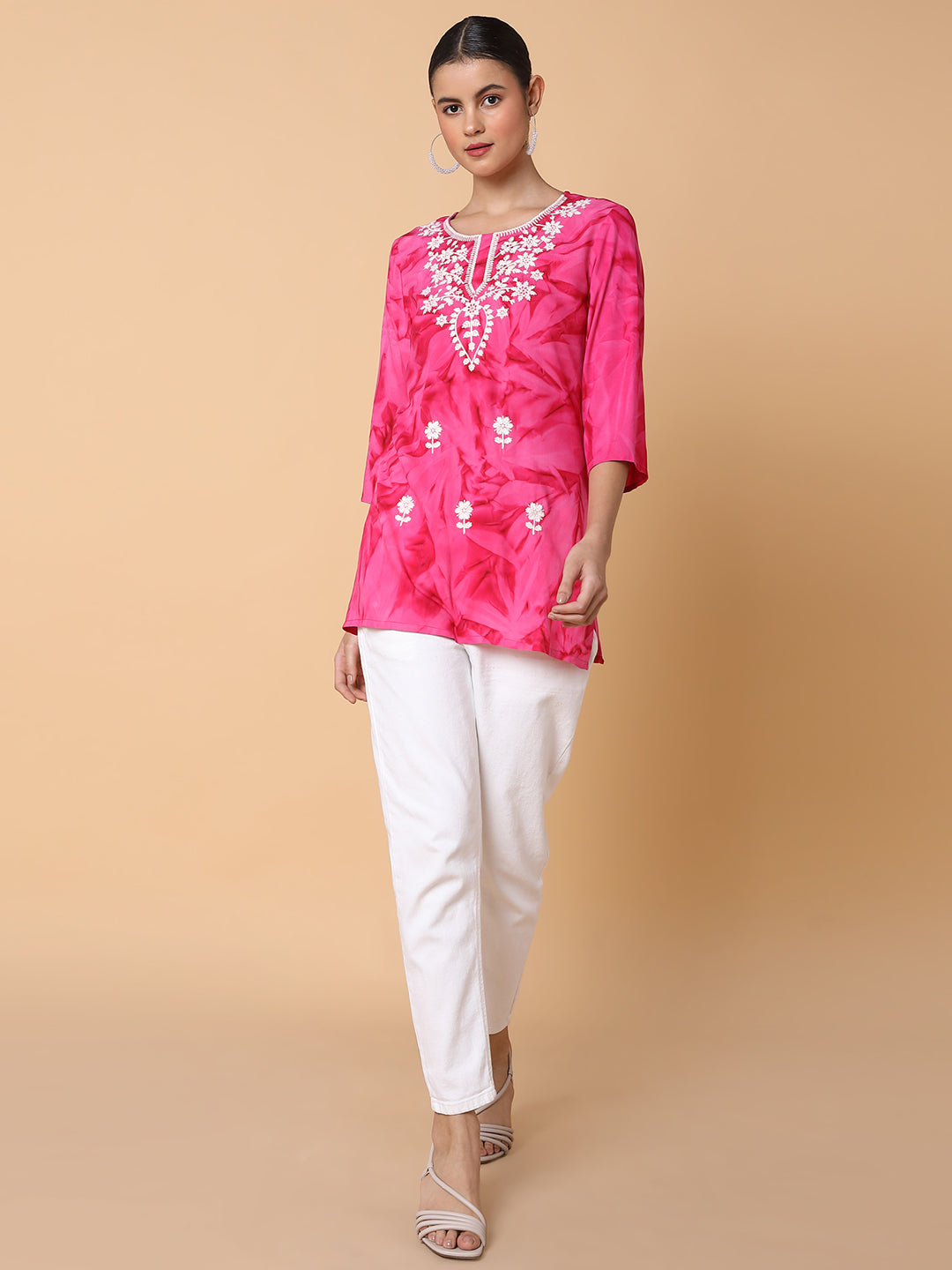 Women Floral Pink Chikankari Kurti