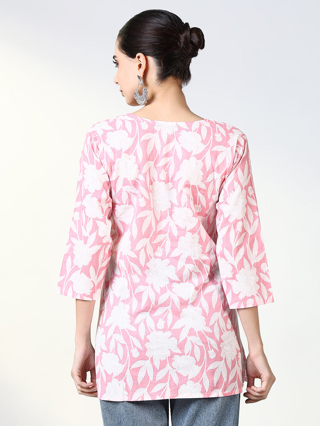 Women Pink Floral Straight Kurti