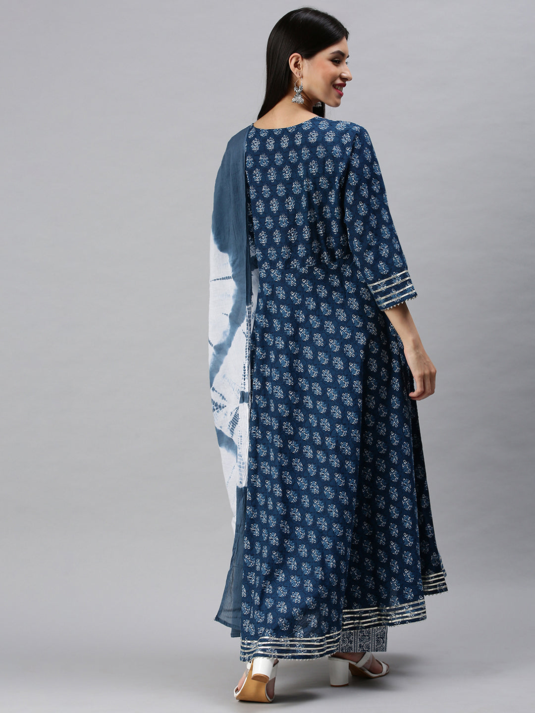 Women Anarkali Blue Printed Kurta and Trousers