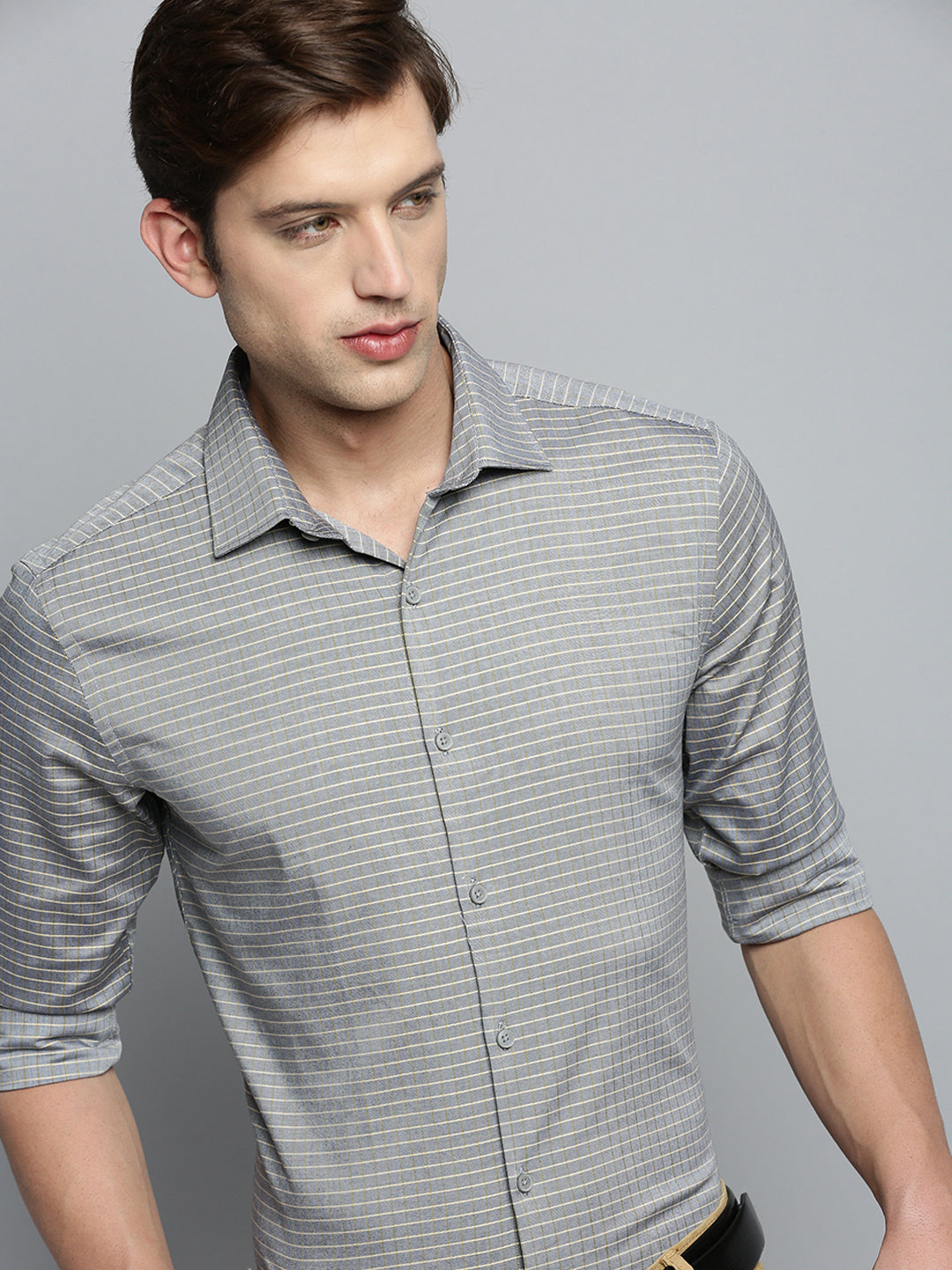 Men Spread Collar Checked Grey Shirt