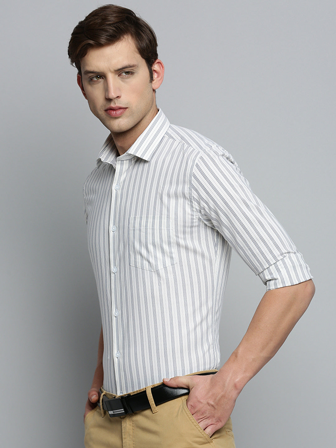 Men Spread Collar Striped White Shirt