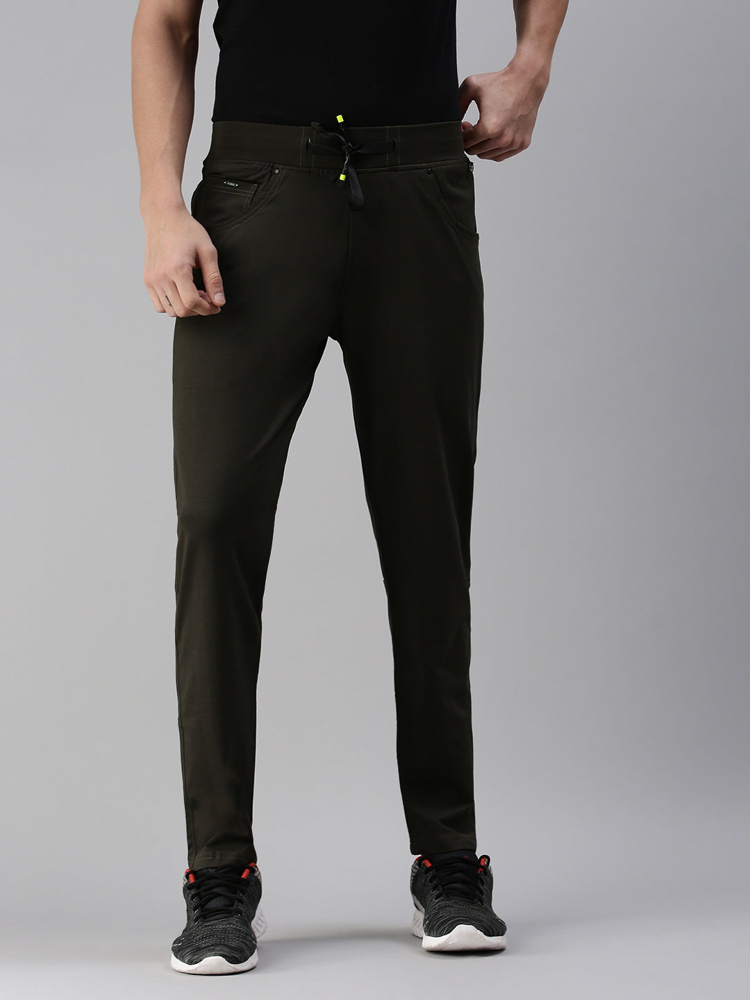 Men Solid Olive Regular Fit Trackpant