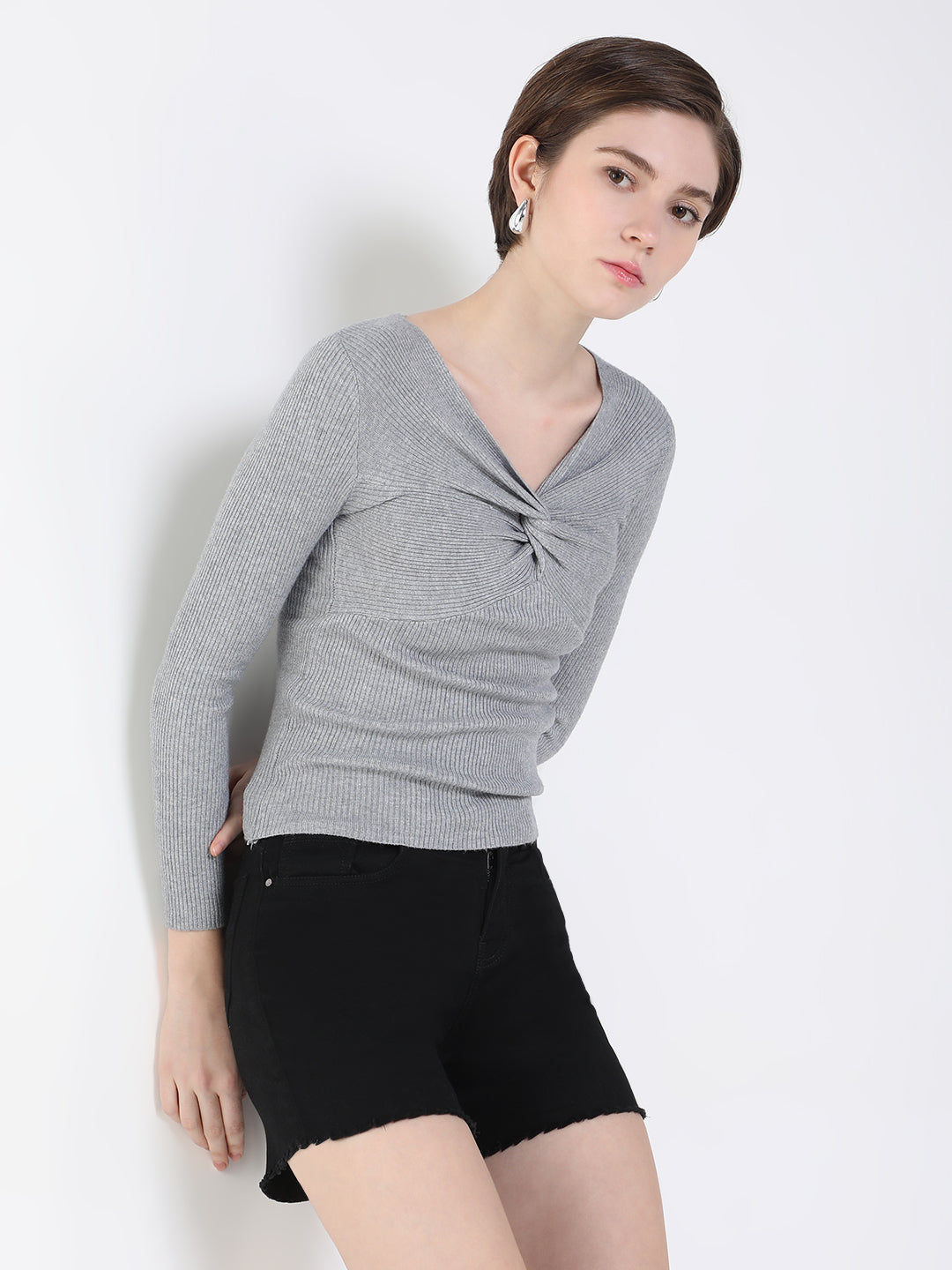 Women Solid Grey Fitted Top