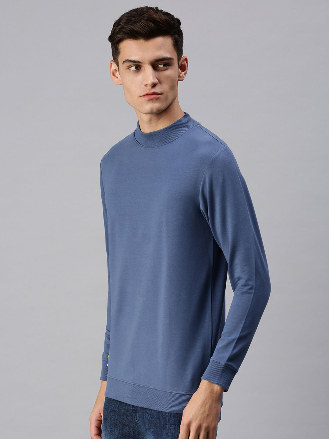 Men Solid Blue Sweatshirt