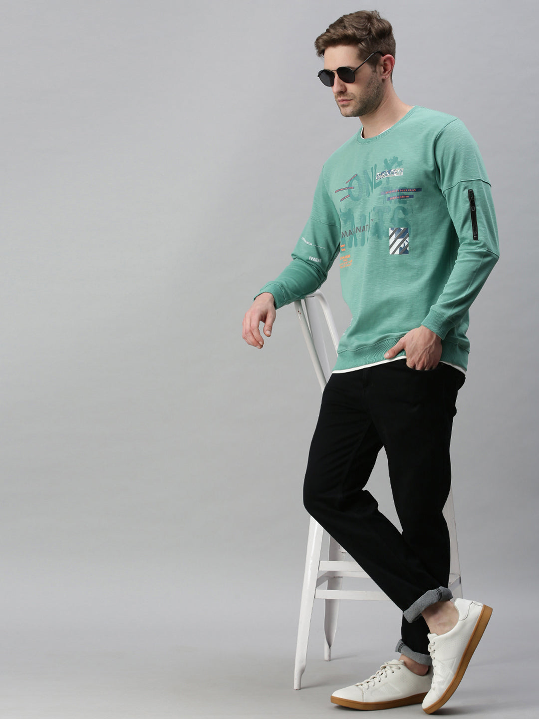 Men Solid Green Sweatshirt