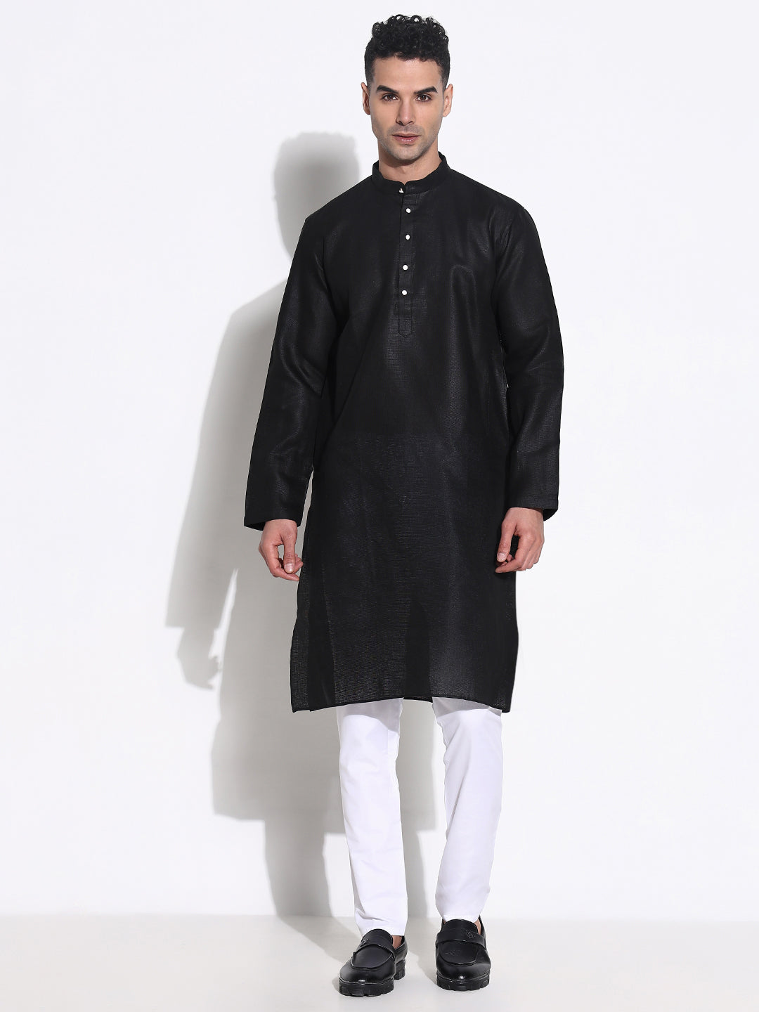 Men Black Solid Kurta Set