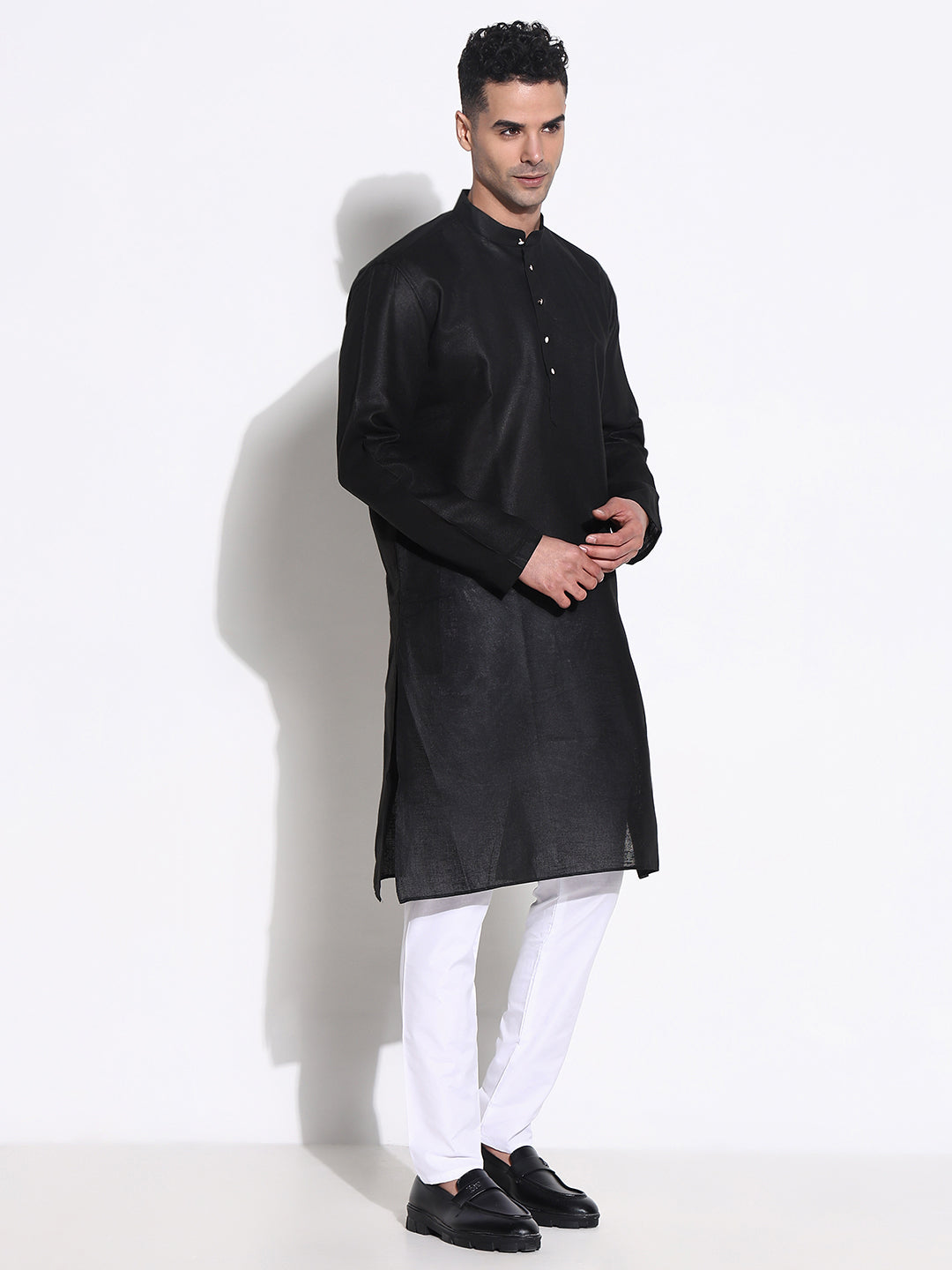 Men Black Solid Kurta Set