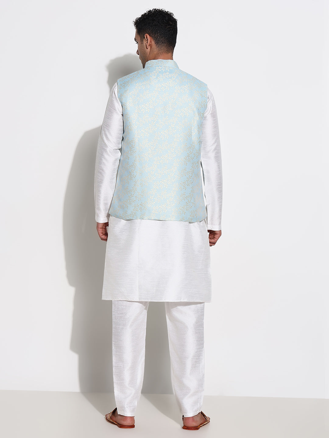 Men White Solid Kurta Set with Nehru Jacket