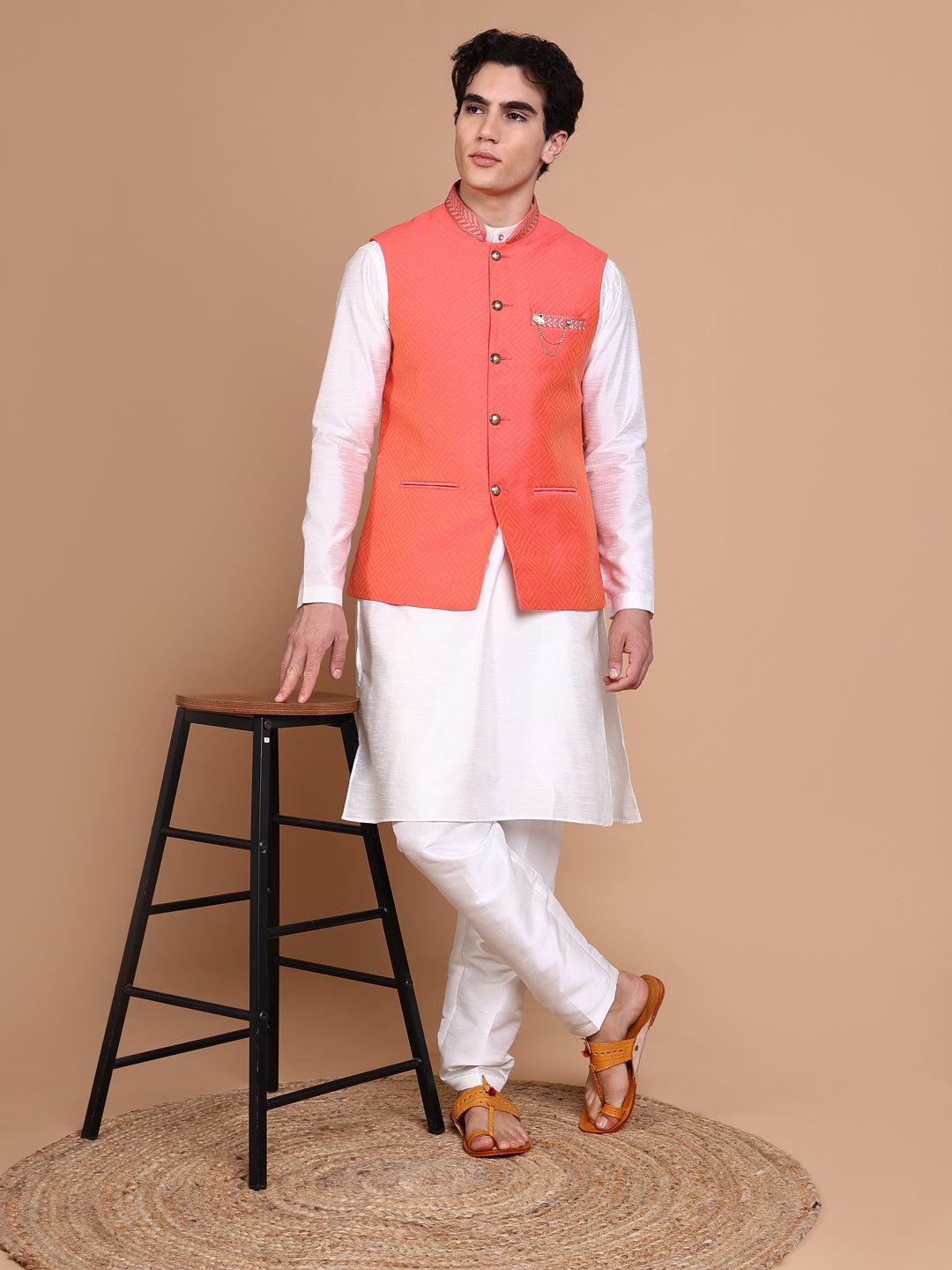 Men White Solid Kurta Set with Nehru jacket