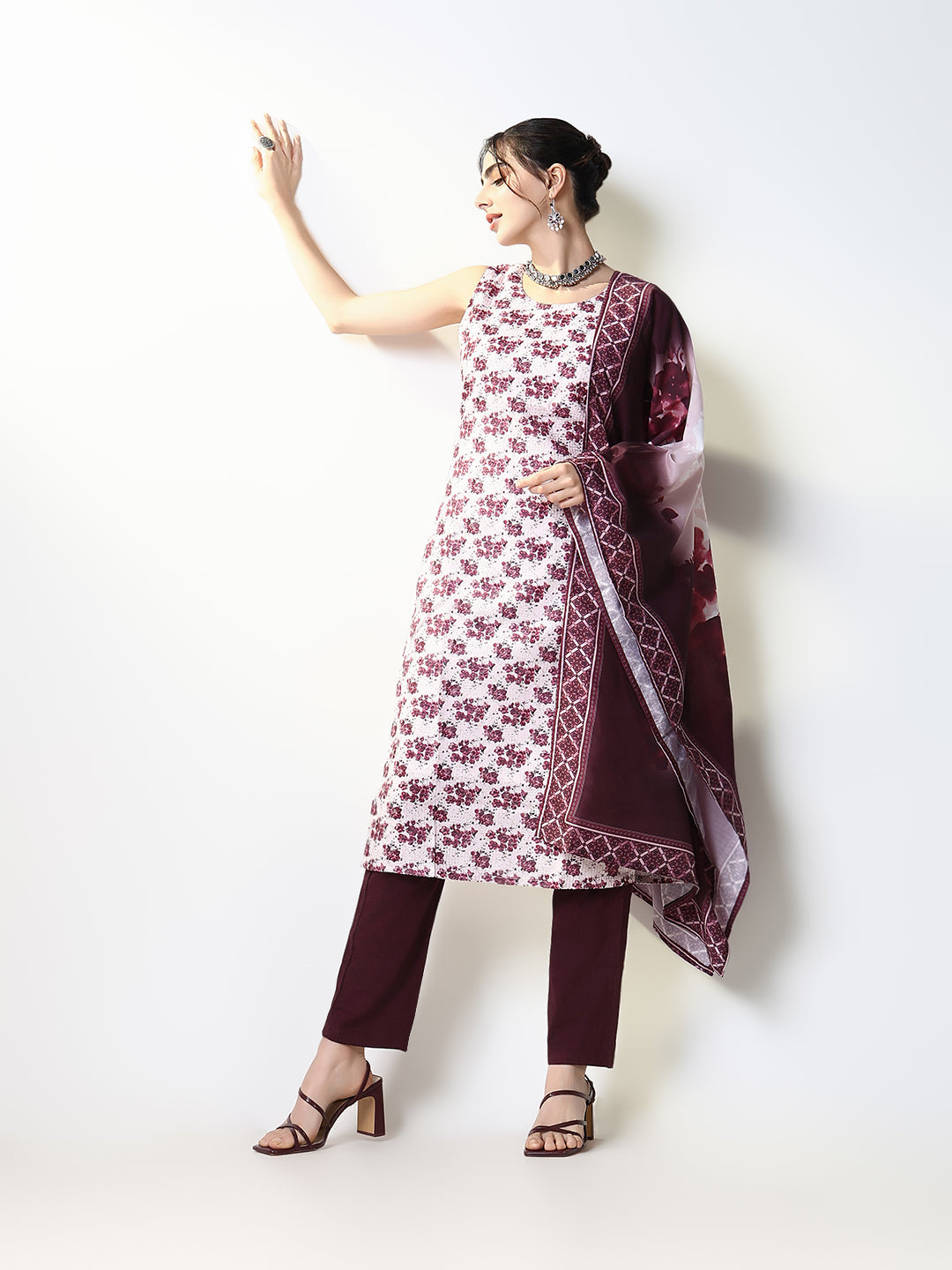 Women Floral Pink Straight Kurta Set with Dupatta