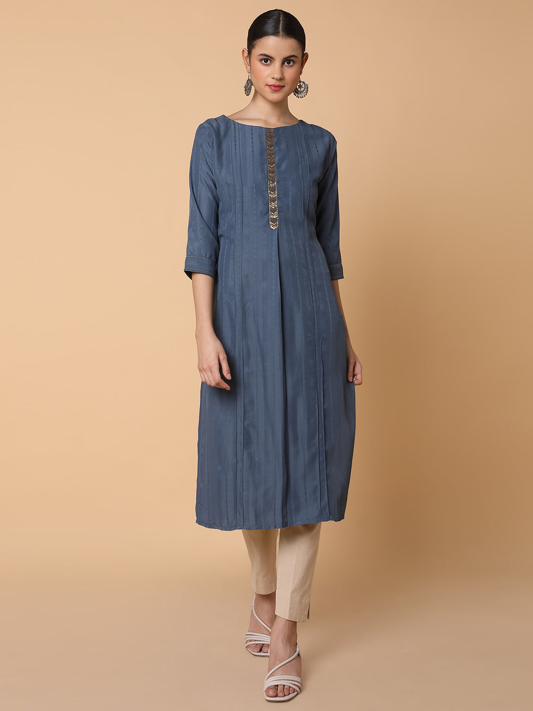 Women Straight Grey Woven Design Kurta