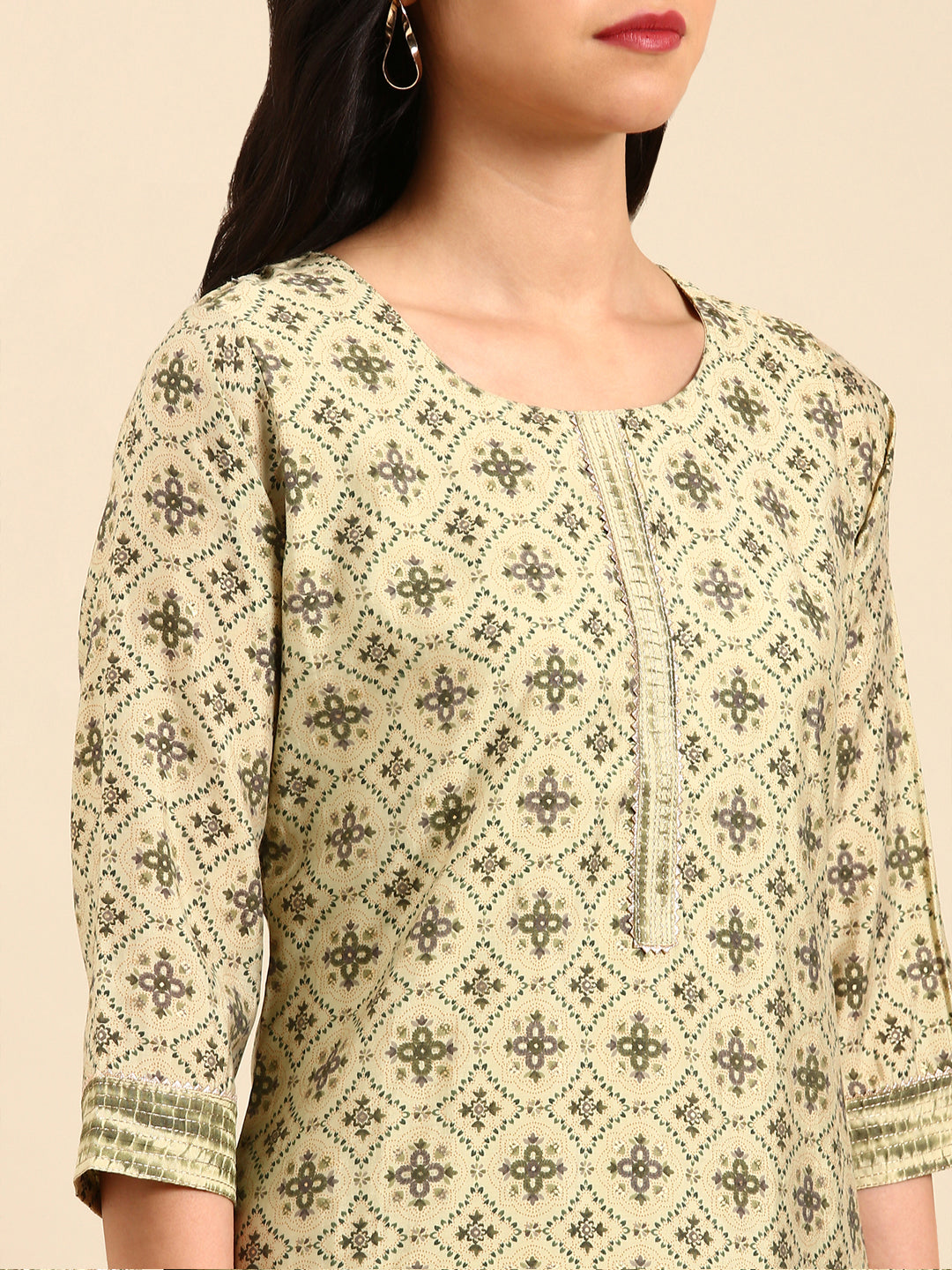 Women Graphic Olive Straight Kurta Set