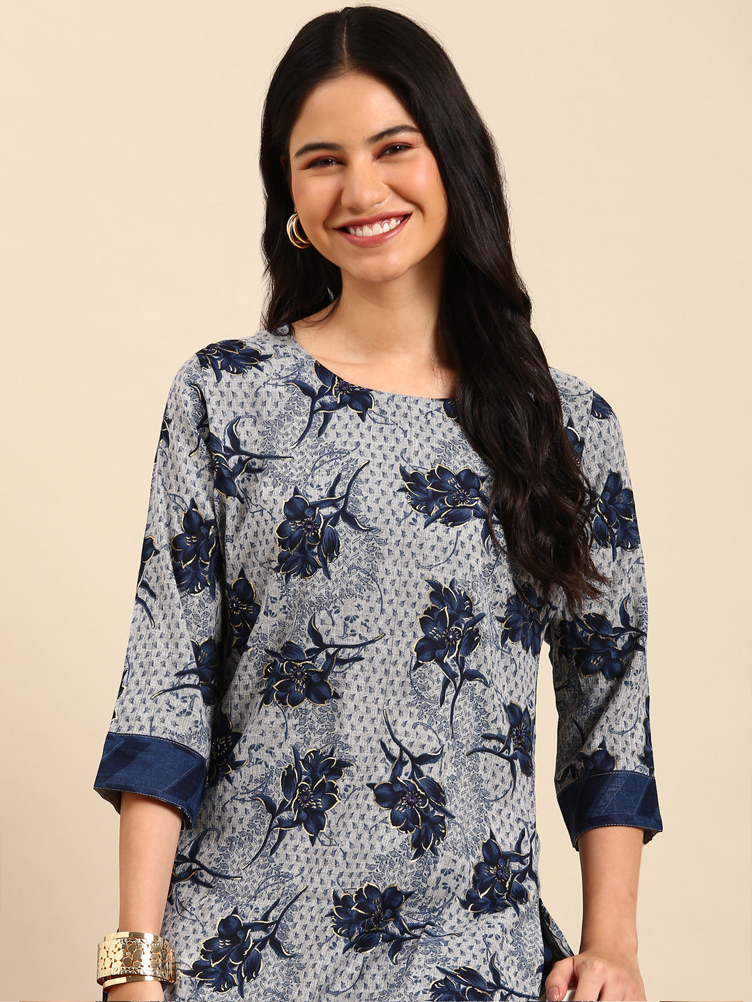 Women Floral Grey Straight Kurta Set