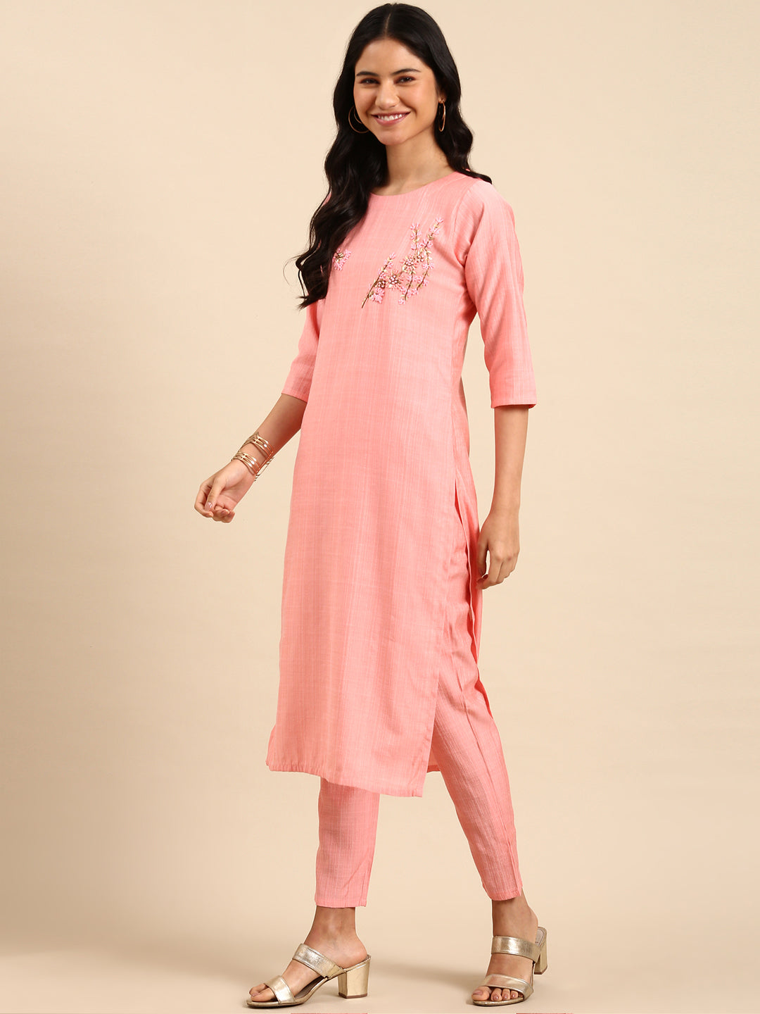 Women Solid Peach Straight Kurta Set