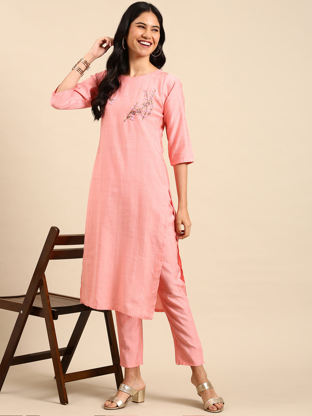 Women Solid Peach Straight Kurta Set