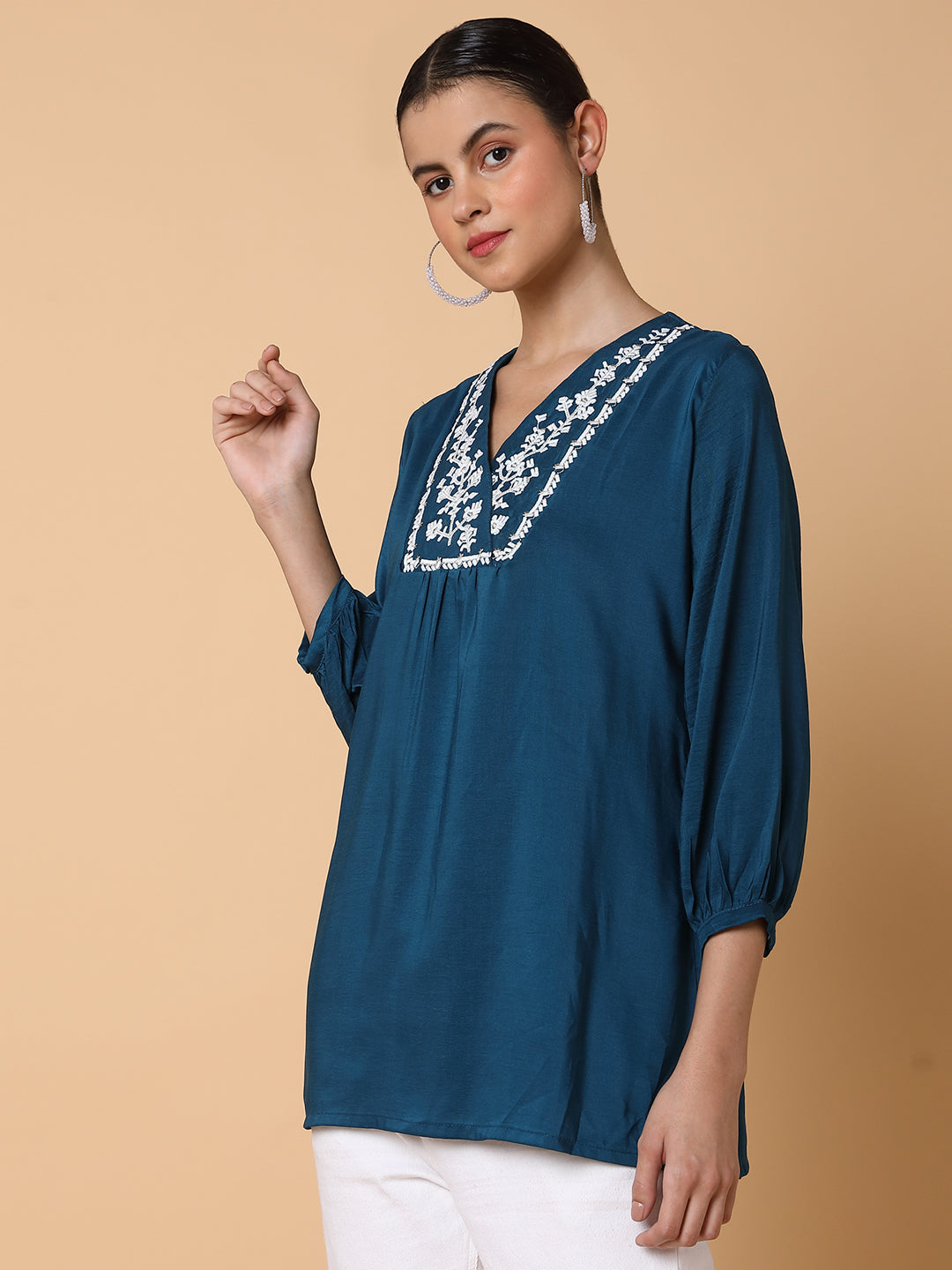 Women Solid Teal A Line Kurti