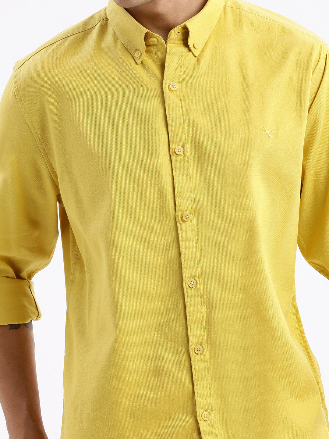 Men Spread Collar Solid Slim Fit Yellow Shirt