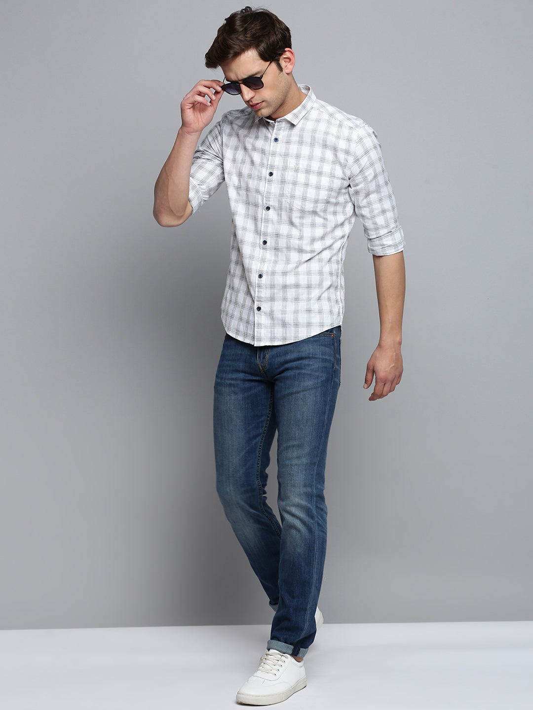 Men Spread Collar Checked White Shirt