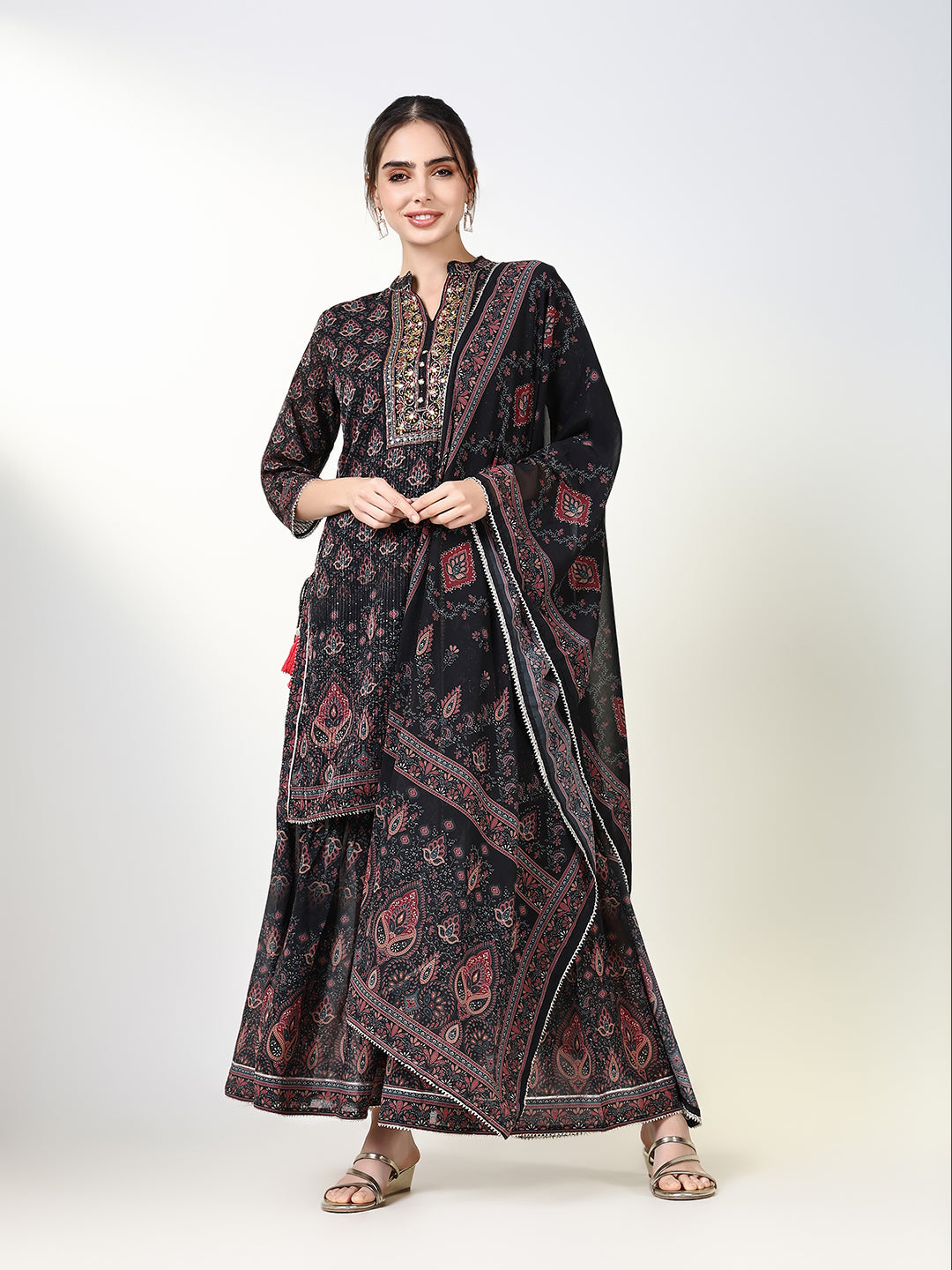 Women Graphic Black Straight Kurta Set with Dupatta