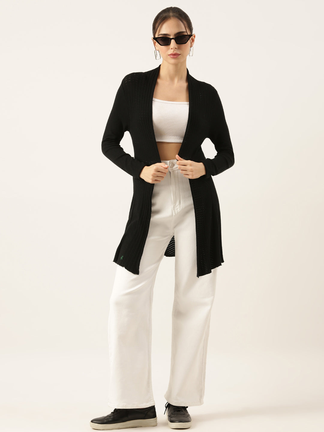 Women Black Solid Shrug