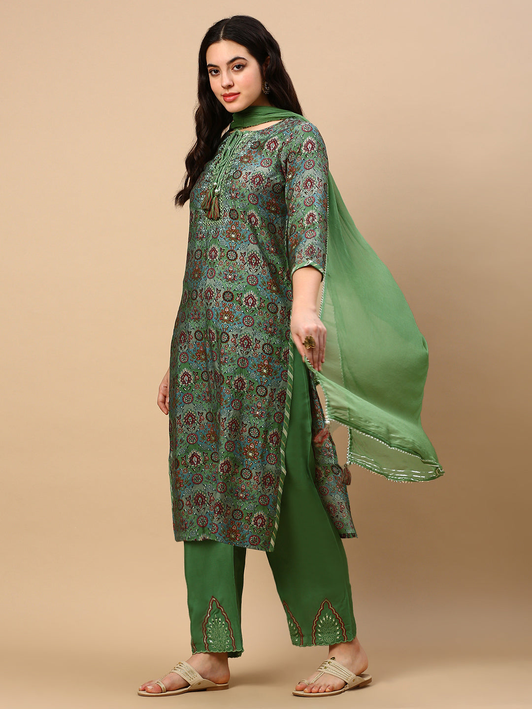 Women Graphic Green Straight Kurta Set with Dupatta