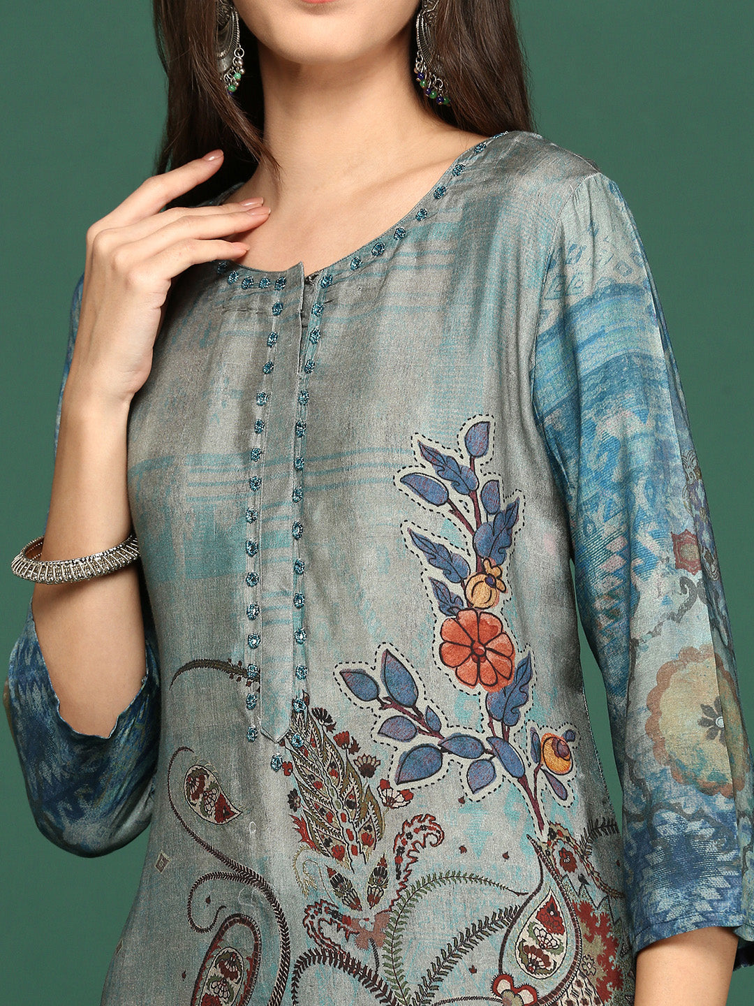 Women Floral Grey Straight Kurta Set with Dupatta