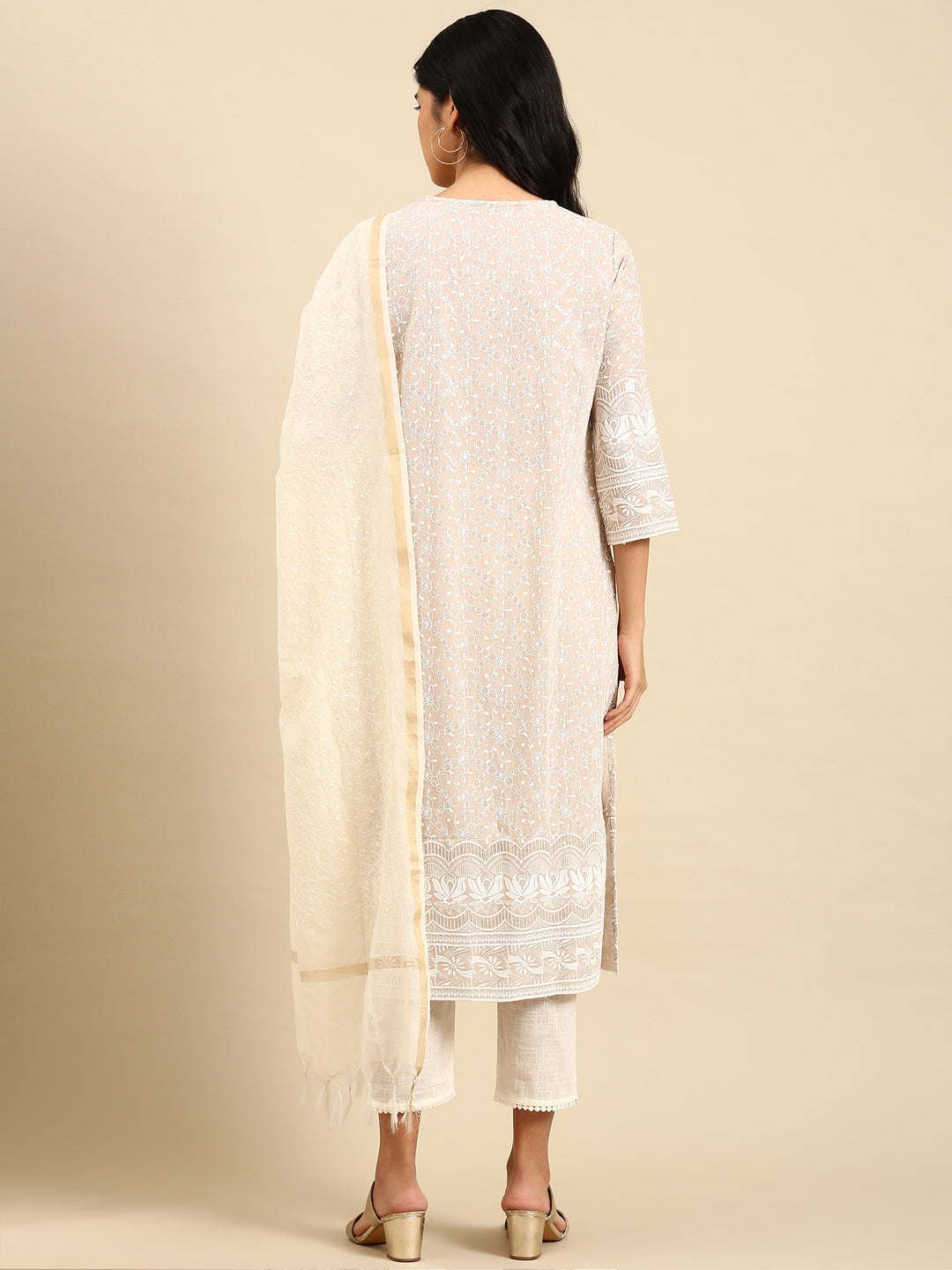 Women Solid Beige Straight Kurta Set with Dupatta