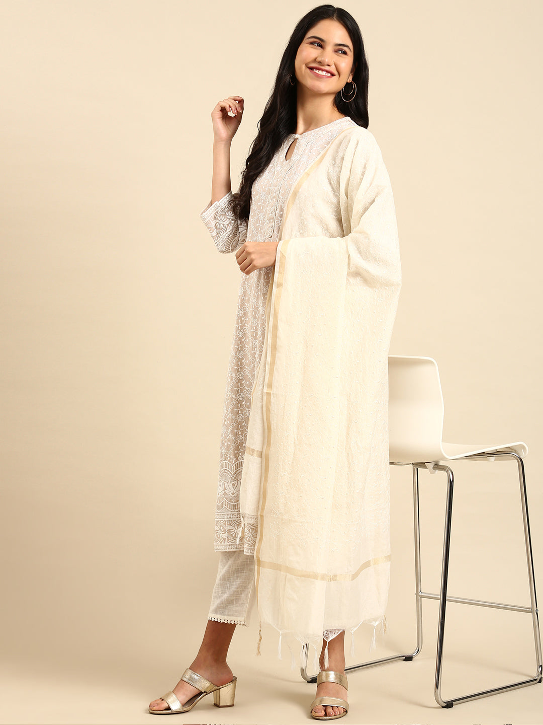 Women Solid Beige Straight Kurta Set with Dupatta