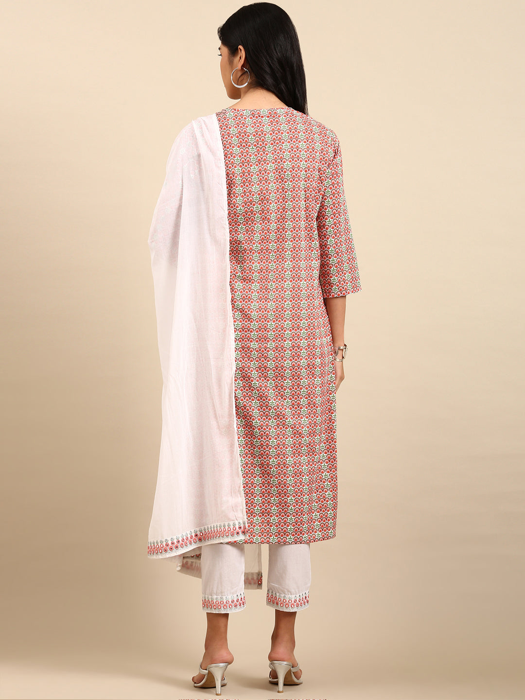 Women Floral Peach Straight Kurta Set with Dupatta