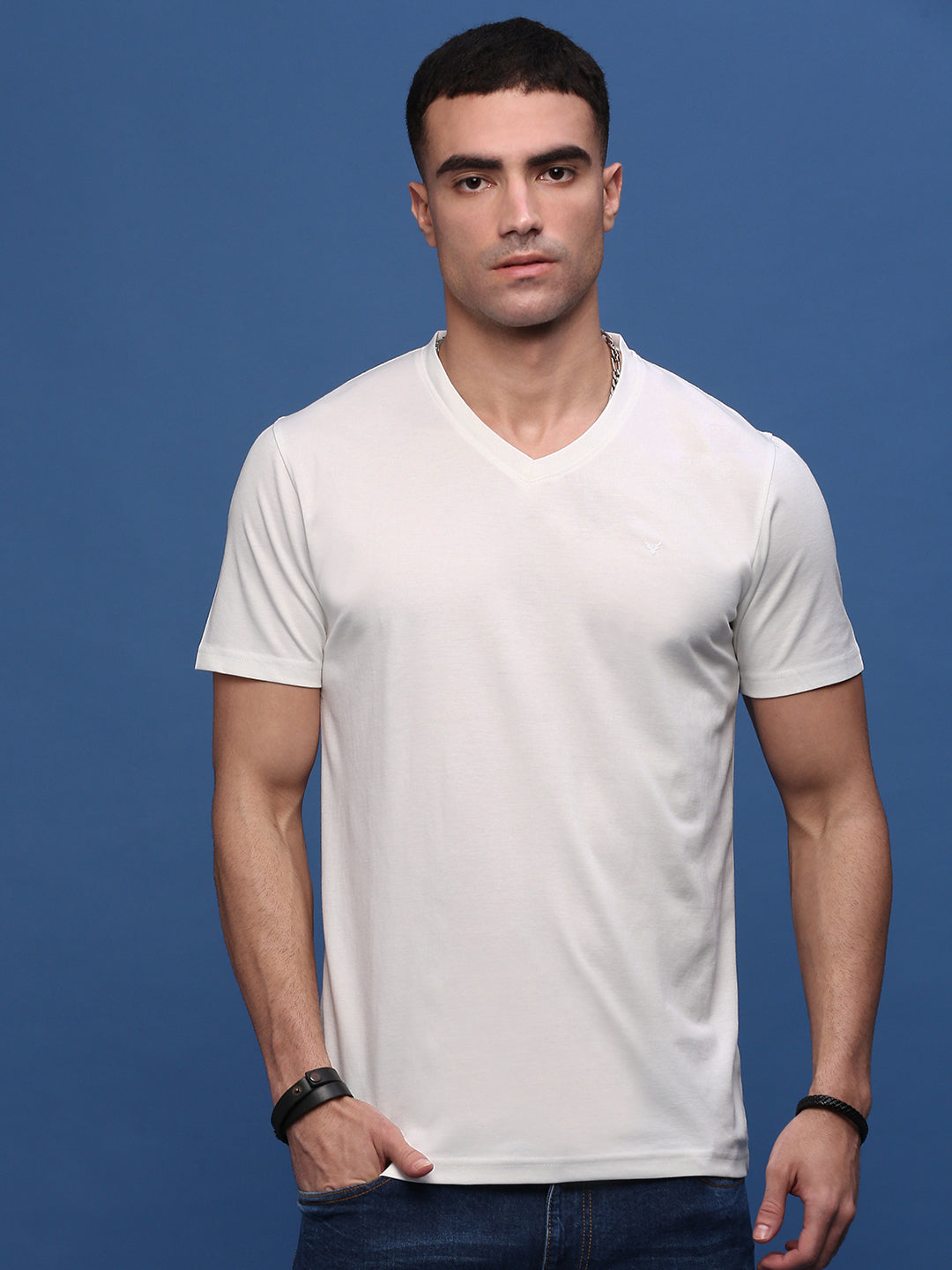 Men White Slim Fit T Shirt