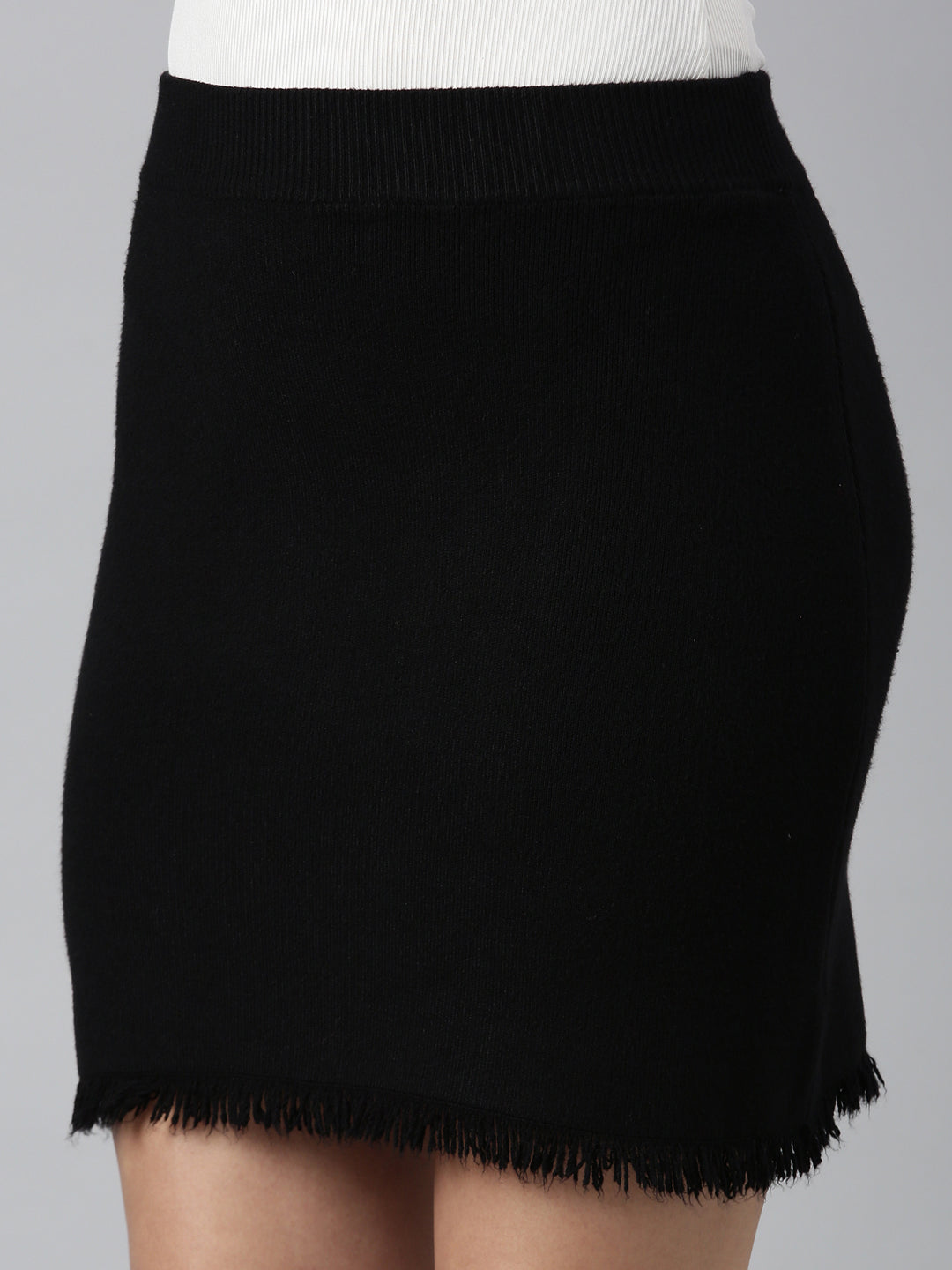 Women Solid Black Pencil Mini Skirt