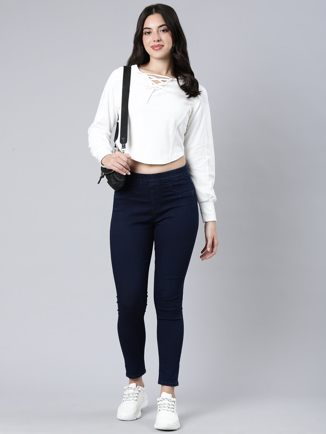 Women Solid White Crop Sweatshirt