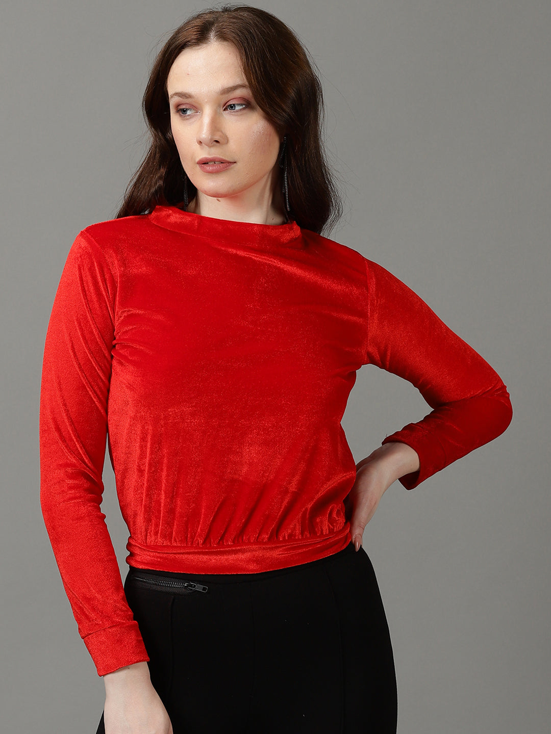 Women's Red Solid Pullover Sweatshirt