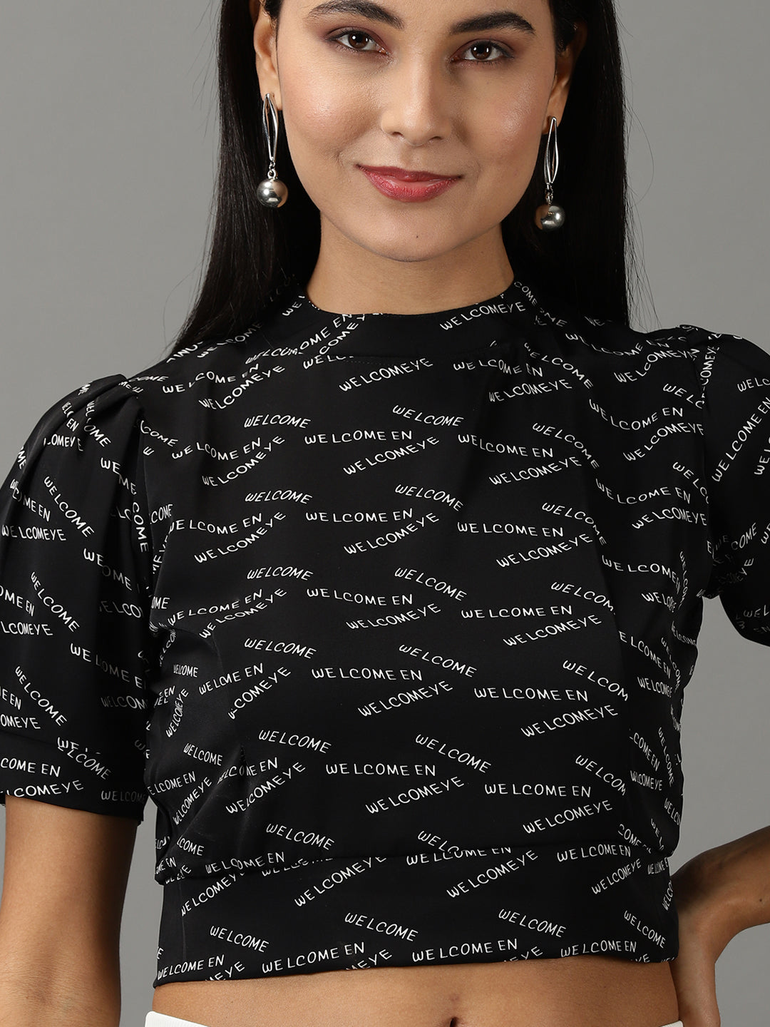 Women's Black Printed Blouson Crop Top