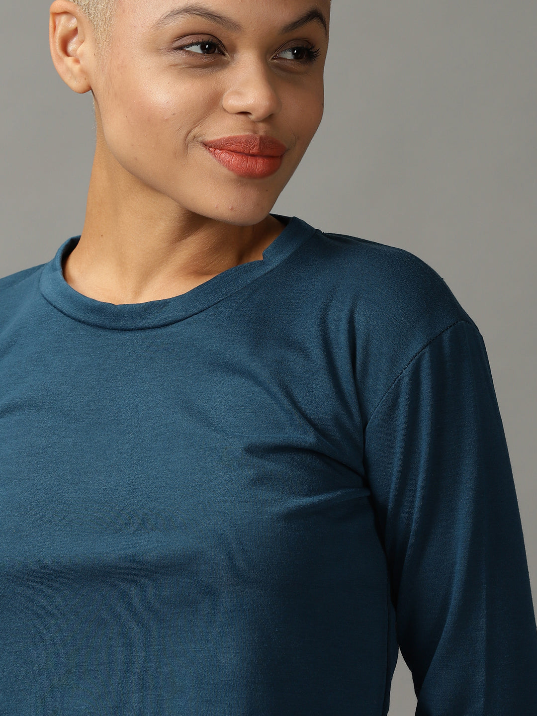 Women's Blue Solid Boxy Crop Top