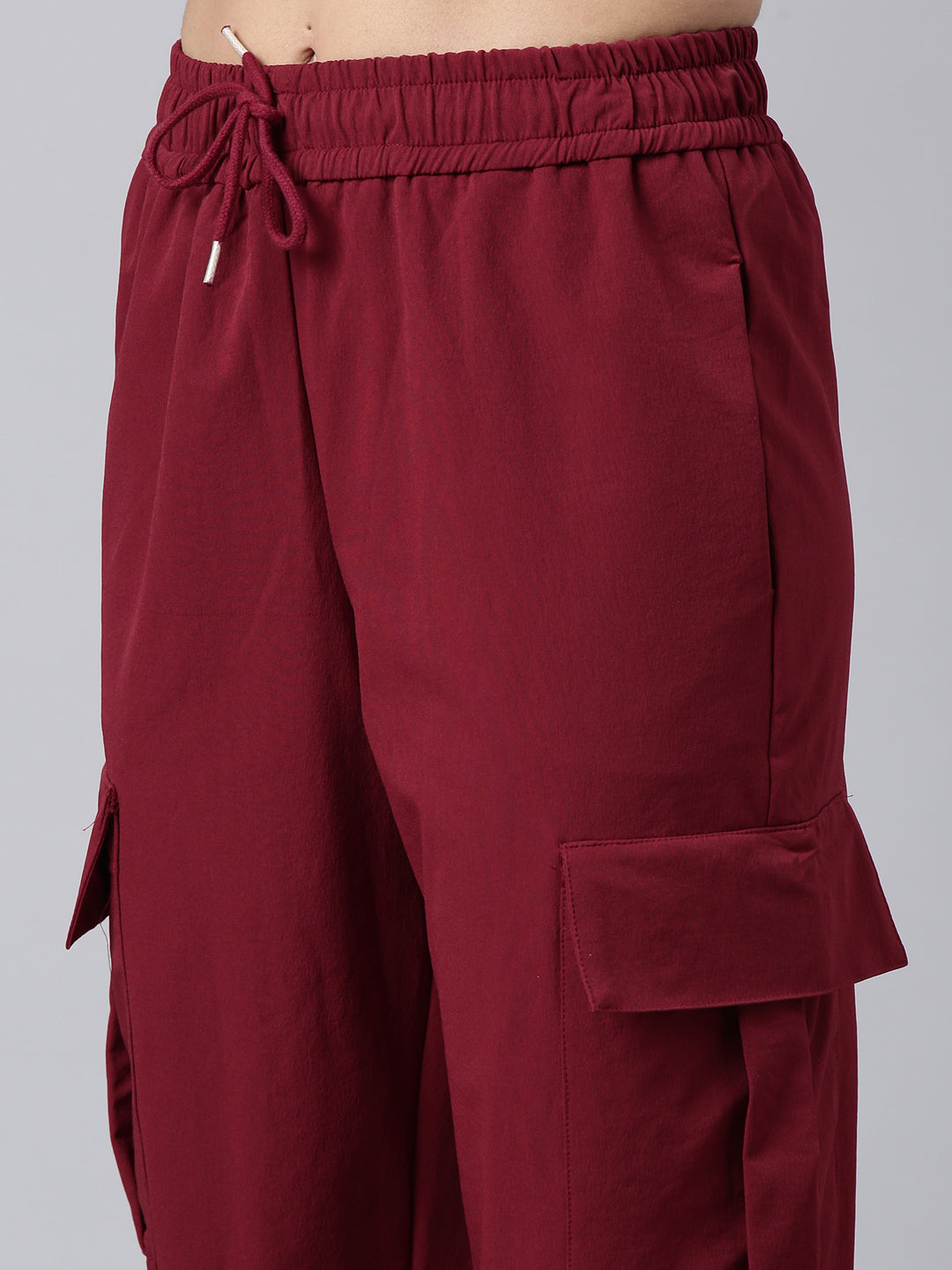 Women Solid Slim Fit Maroon Joggers Track Pant