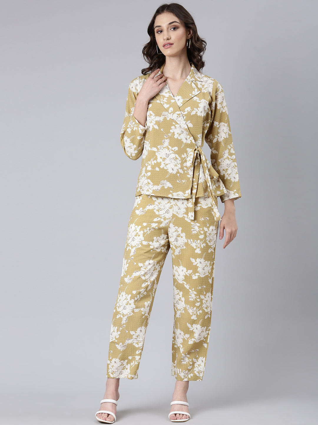 Women Mustard Printed Co-Ords